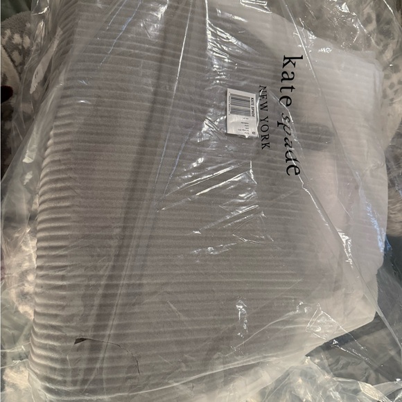 Kate Spade Dark Brown Chocolate (SOLD OUT) Travel, Gym, Overnight Bag Unisex - Picture 6 of 6